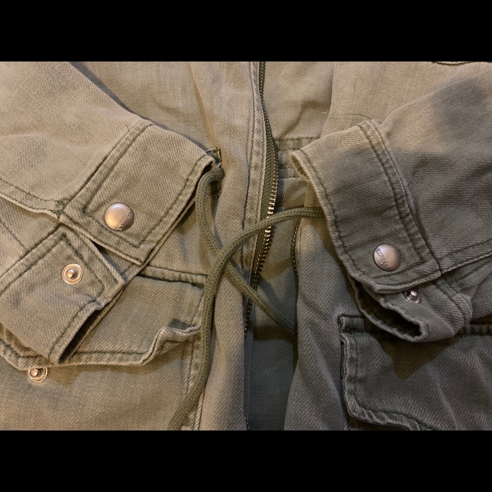 Express Army utility jacket! Size medium. - Picture 2 of 3
